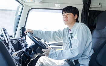 大型運転手 Y・M